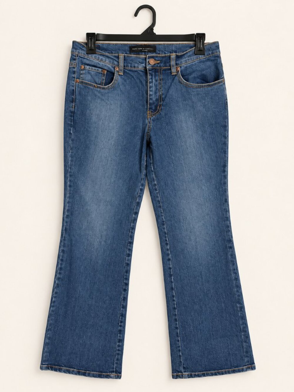 New York & Company Blue Wash Bootcut Jeans 8 Petite